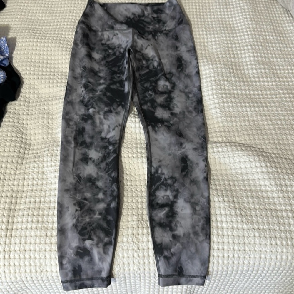 Gray Tie-Dye Women’s Leggings